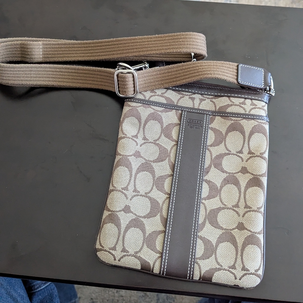 Coach crossbody cloth strap